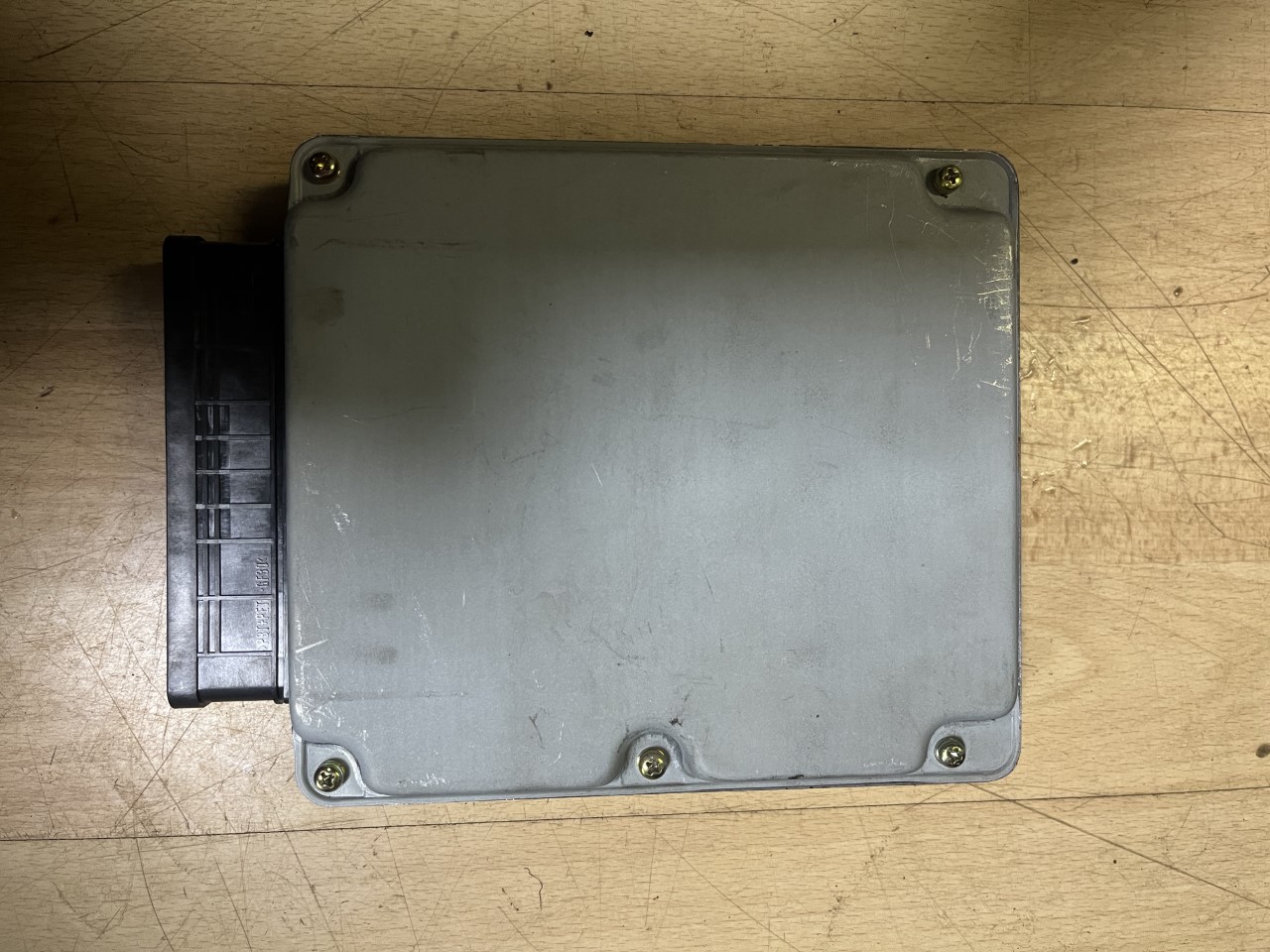 2W9310K975DE Early ECU